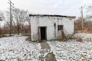 261 Chandler St, Detroit, MI 48202 - Photo 27