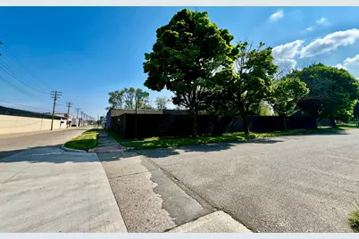 6450 E Hancock Street, Detroit, MI 48207 - Photo 5