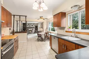 535 S Hubbard St, Westland, MI 48186 - Photo 9