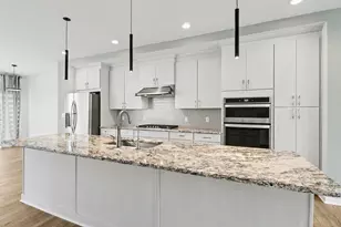 2824 Ridington Rd, Ann Arbor, MI 48105 - Photo 3