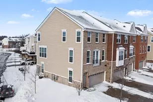 2824 Ridington Rd, Ann Arbor, MI 48105 - Photo 3