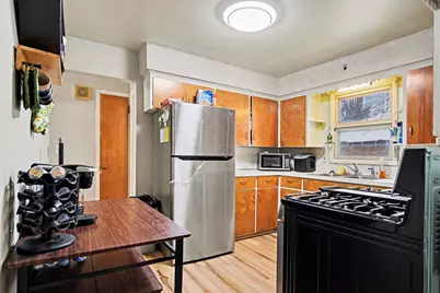 1759 Cambridge Drive SE, Grand Rapids, MI 49506 - Photo 9