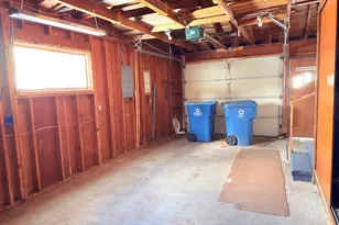 201 Beechwood Ave, Houghton Lake, MI 48629 - Photo 11