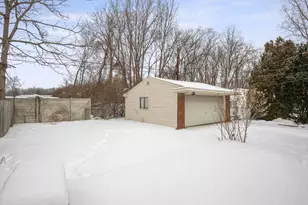 27576 MacKenzie Dr, Westland, MI 48185 - Photo 29