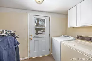 346 E Washington St, Ionia, MI 48846 - Photo 13