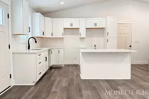 3318 E Michillinda Rd, Twin Lake, MI 49457 - Photo 9