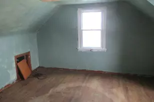 612 N Crystal Ave, Benton Harbor, MI 49022 - Photo 9