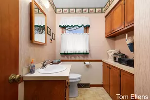 2111 Timberlane Dr, Jenison, MI 49428 - Photo 27