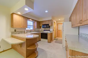 5080 McDowell St, Norton Shores, MI 49441 - Photo 13