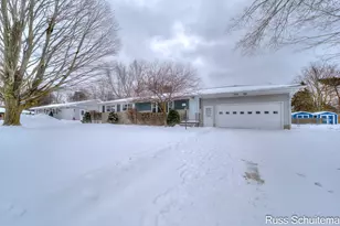 5080 McDowell St, Norton Shores, MI 49441 - Photo 3