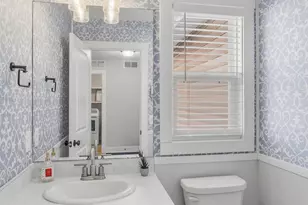 481 Sessions Woods Dr N, Grand Rapids, MI 49534 - Photo 25