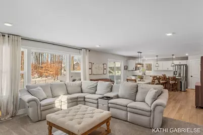 481 Sessions Woods Drive N, Grand Rapids, MI 49534 - Photo 9