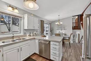 5875 Brookfarm Dr SE, Grand Rapids, MI 49508 - Photo 11