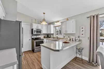 5875 Brookfarm Drive SE, Grand Rapids, MI 49508 - Photo 9