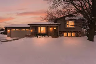 5875 Brookfarm Dr SE, Grand Rapids, MI 49508 - Photo 33