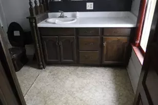 919 4th St, Three Rivers, MI 49093 - Photo 17