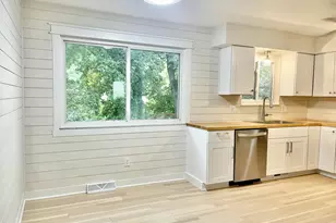 8343 Atlas Dr, Brighton, MI 48116 - Photo 11