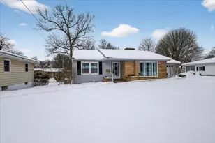 250 S 22nd St, Battle Creek, MI 49015 - Photo 3