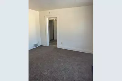 1001 Saginaw Street #8, Flint, MI 48503 - Photo 3