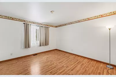 24213 Broadview Street, Farmington, MI 48336 - Photo 19