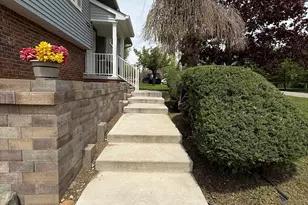 24213 Broadview St, Farmington Hills, MI 48336 - Photo 5