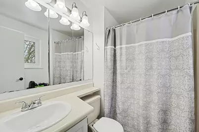 24213 Broadview Street, Farmington Hills, MI 48336 - Photo 21