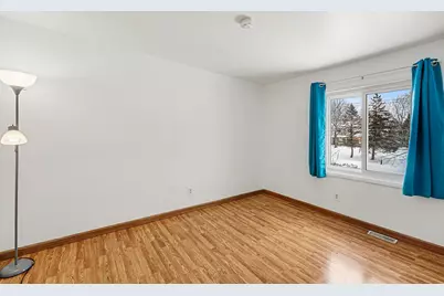 24213 Broadview Street, Farmington Hills, MI 48336 - Photo 23