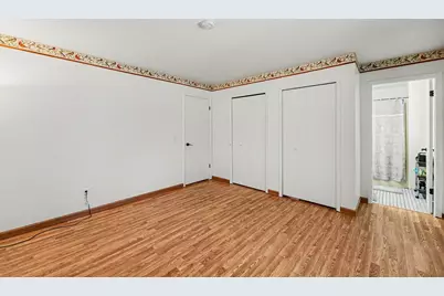 24213 Broadview Street, Farmington Hills, MI 48336 - Photo 19