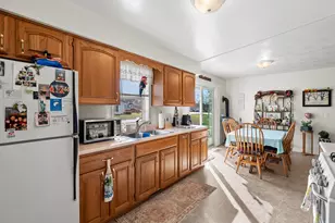 5828 Celery St, Kalamazoo, MI 49048 - Photo 17