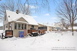 1224 Plymouth Ave NE, Grand Rapids, MI 49505 - Photo 33