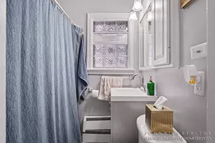 1224 Plymouth Ave NE, Grand Rapids, MI 49505 - Photo 15