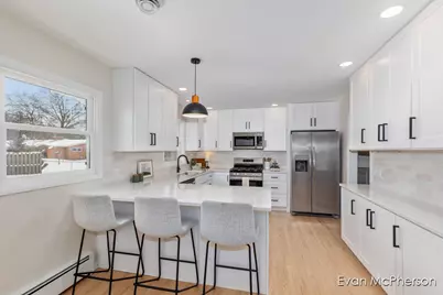 2512 Union Avenue NE, Grand Rapids, MI 49505 - Photo 13