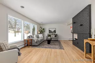 2512 Union Ave NE, Grand Rapids, MI 49505 - Photo 5