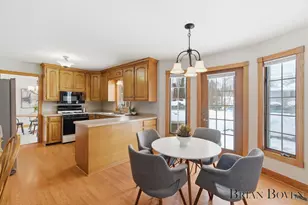 7188 Gettysburg Dr, Hudsonville, MI 49426 - Photo 9