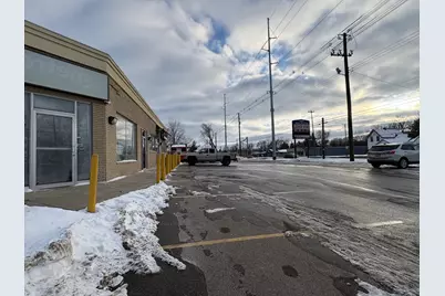 4405 S Martin Luther King Jr Boulevard #B, Lansing, MI 48910 - Photo 5