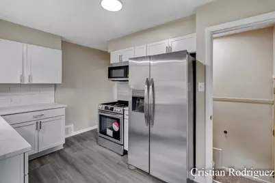 711 Fairfield Avenue NW, Grand Rapids, MI 49504 - Photo 11