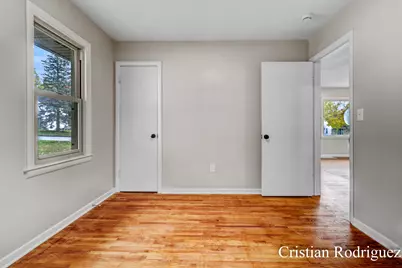 711 Fairfield Avenue NW, Grand Rapids, MI 49504 - Photo 23