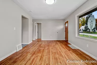 711 Fairfield Avenue NW, Grand Rapids, MI 49504 - Photo 7