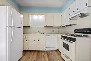 1951 Ridgewood Ave SE, Grand Rapids, MI 49506 - Photo 19