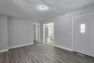 3429 Lowcroft Ave, Lansing, MI 48910 - Photo 7