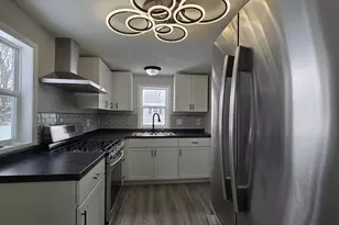 3429 Lowcroft Ave, Lansing, MI 48910 - Photo 11