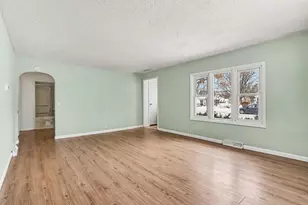 505 N Fourth St, Sturgis, MI 49091 - Photo 5