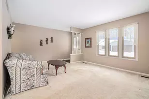 5054 Cedar Ct, Hudsonville, MI 49426 - Photo 5