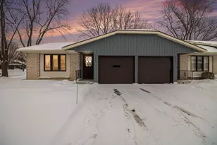 5054 Cedar Ct, Hudsonville, MI 49426 - Photo 3