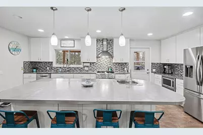 6878 N Croswell Avenue, Bitely, MI 49309 - Photo 9