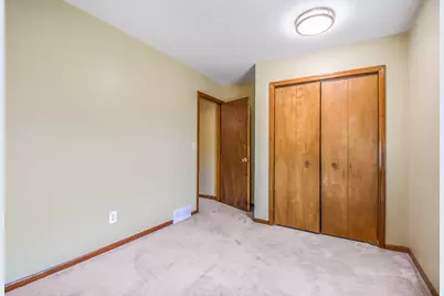 1370 Manorwood Drive SE, Grand Rapids, MI 49508 - Photo 19