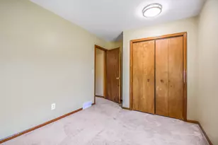 1370 Manorwood Dr SE, Grand Rapids, MI 49508 - Photo 19