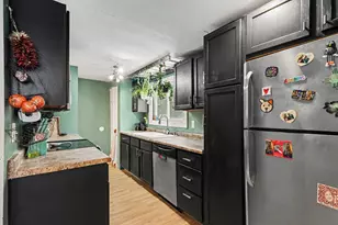 2427 Vanderbilt Ave, Portage, MI 49024 - Photo 9