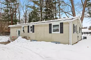 2427 Vanderbilt Ave, Portage, MI 49024 - Photo 3