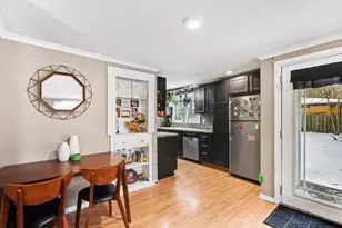 2427 Vanderbilt Ave, Portage, MI 49024 - Photo 7